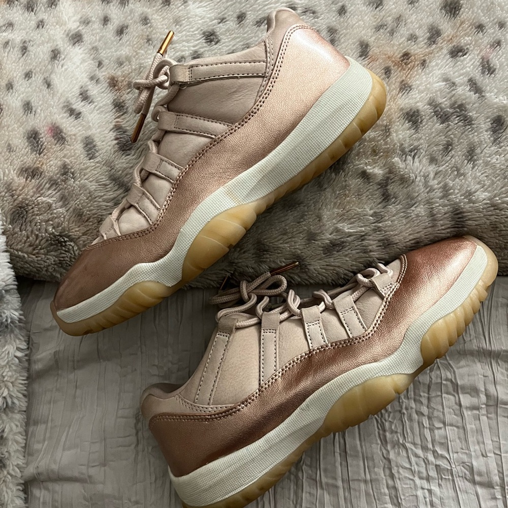 Jordan 11 Womens 8